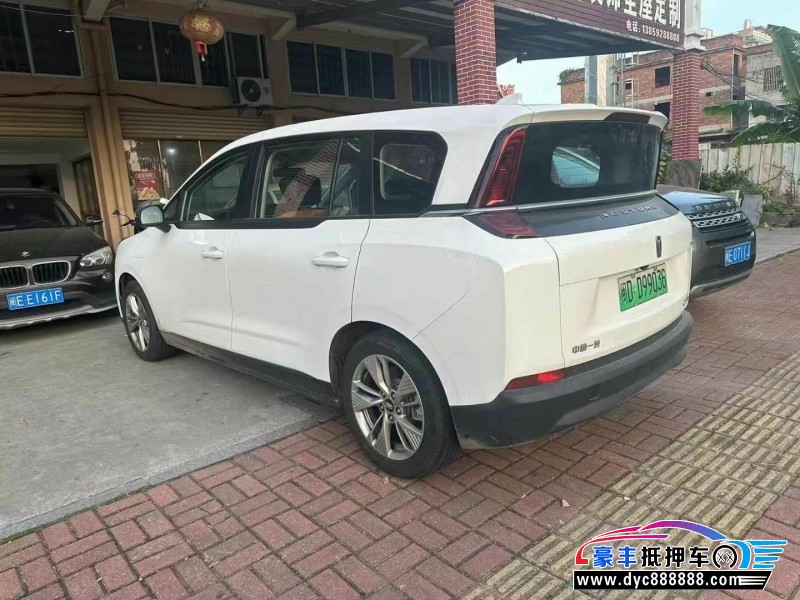 24年奔腾奔腾NAT轿车抵押车出售