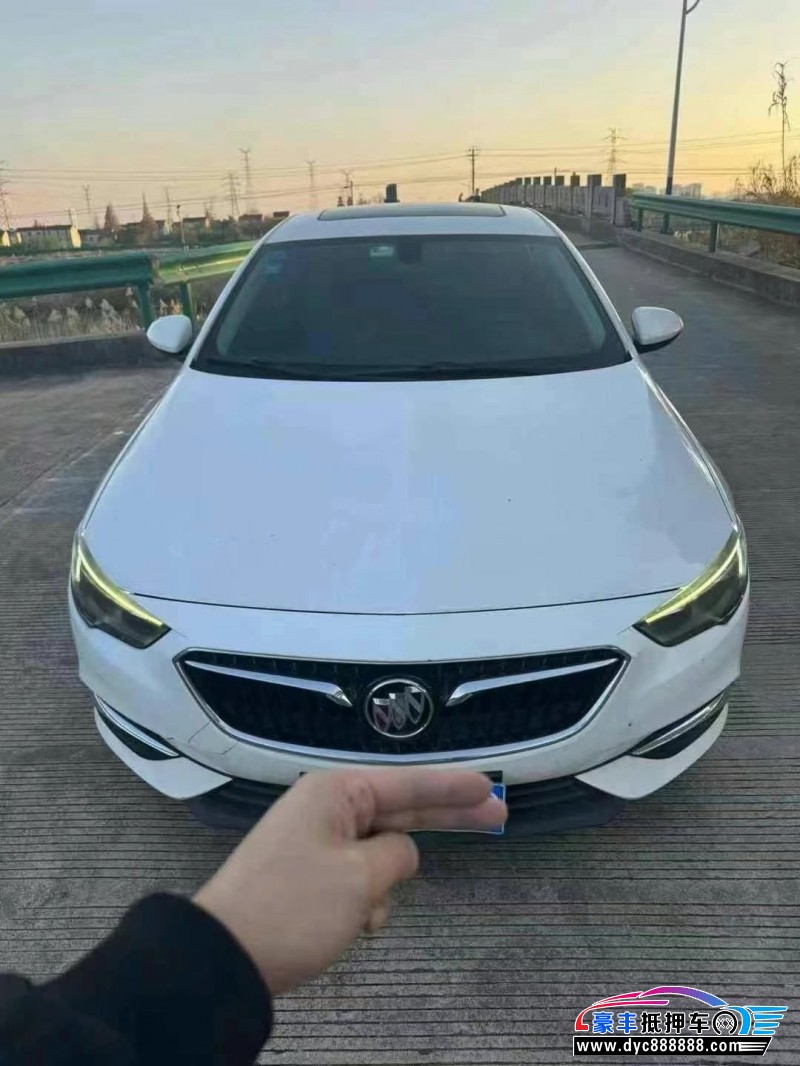 19年别克君威轿车抵押车出售