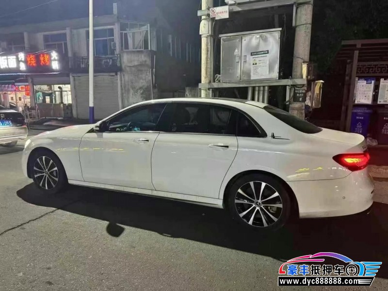 22年奔驰E轿车抵押车出售