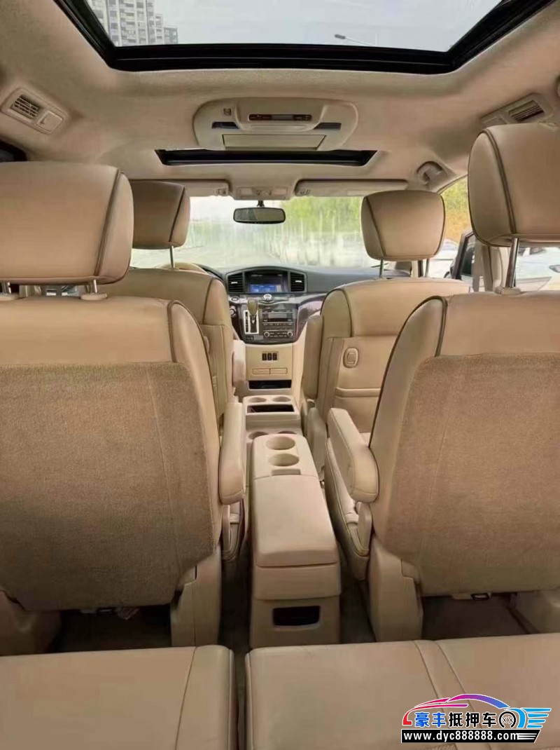 15年日产贵士轿车抵押车出售