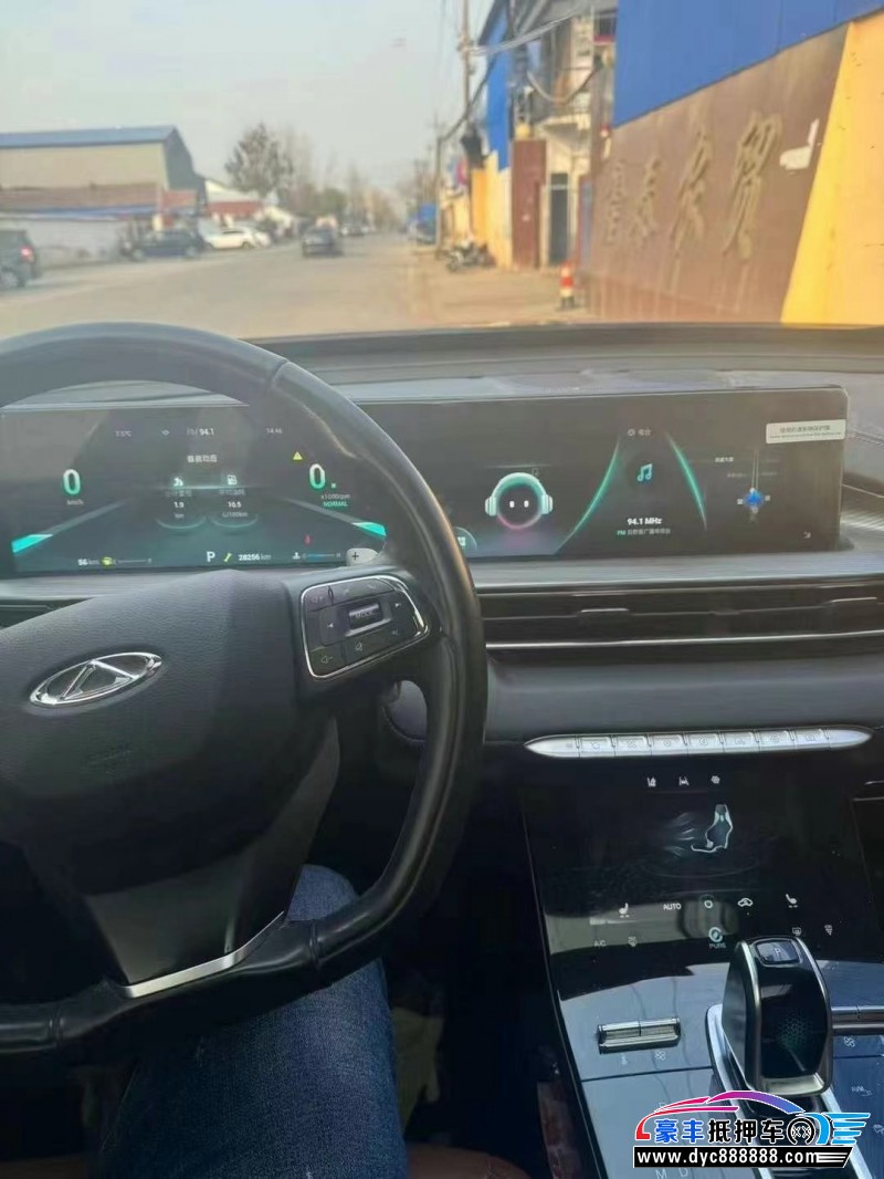 23年奇瑞瑞虎8轿车抵押车出售