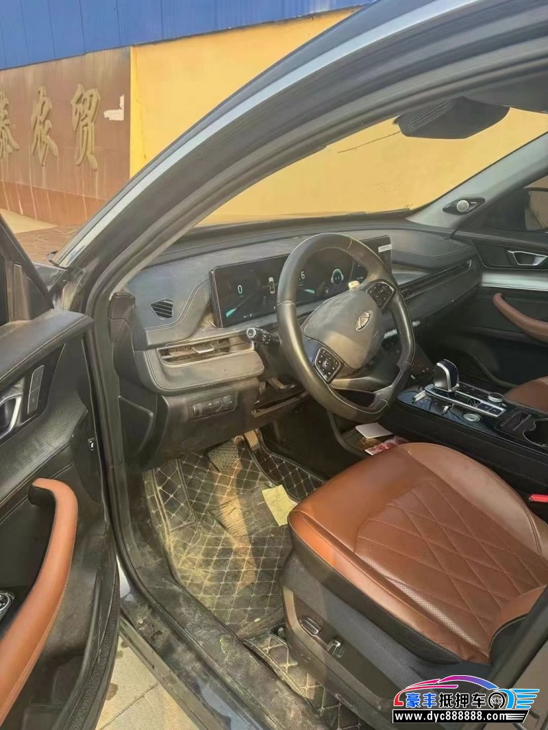 23年奇瑞瑞虎8轿车抵押车出售