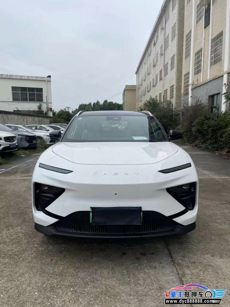 24年奇瑞舒享家轿车抵押车出售