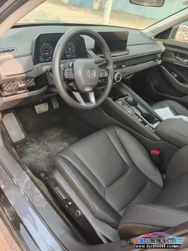 24年本田雅阁轿车抵押车出售