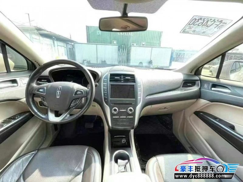 18年林肯MKC轿车抵押车出售