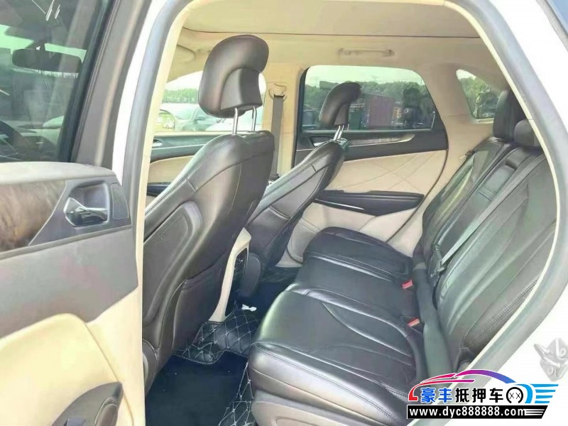 18年林肯MKC轿车抵押车出售