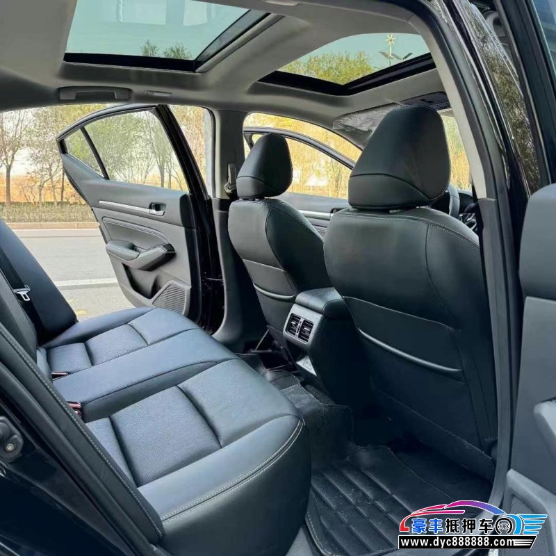 24年日产天籁轿车抵押车出售