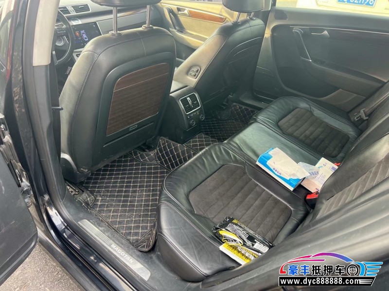 15年大众迈腾轿车抵押车出售