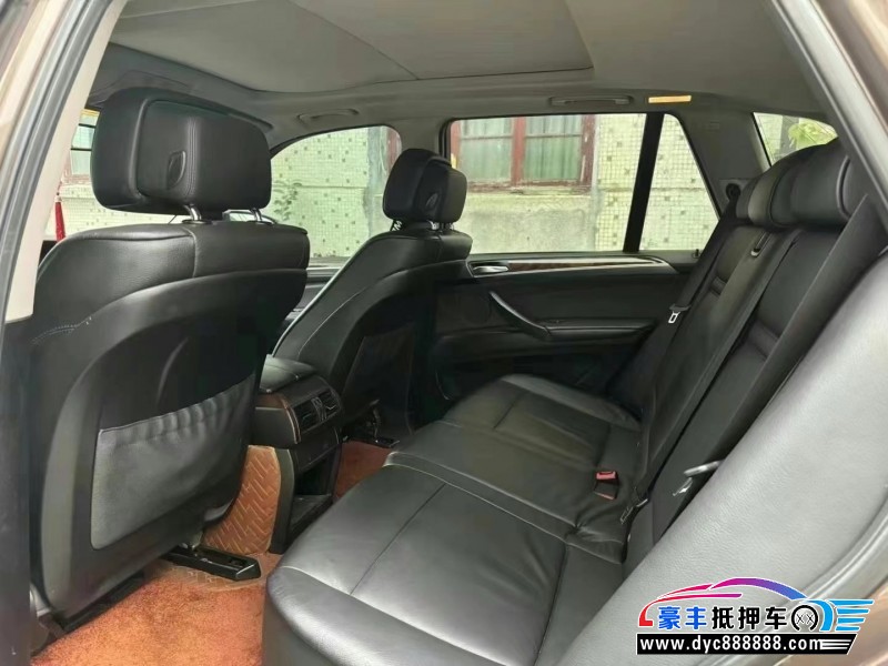 13年宝马X5轿车抵押车出售
