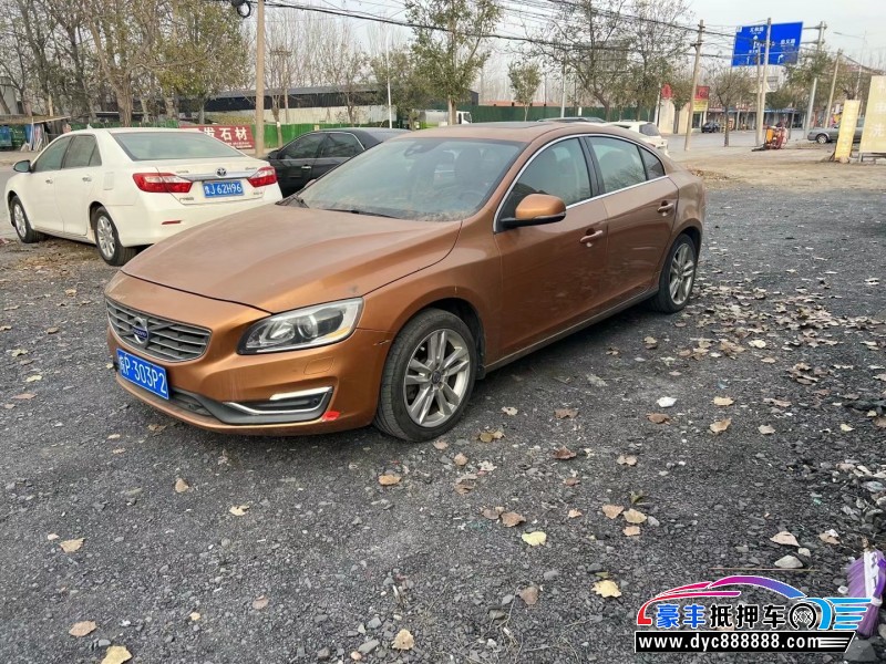 14年沃尔沃S60轿车抵押车出售