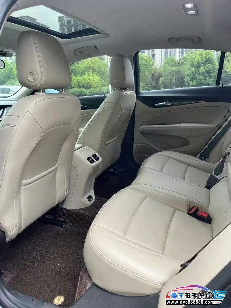 21年别克君威轿车抵押车出售