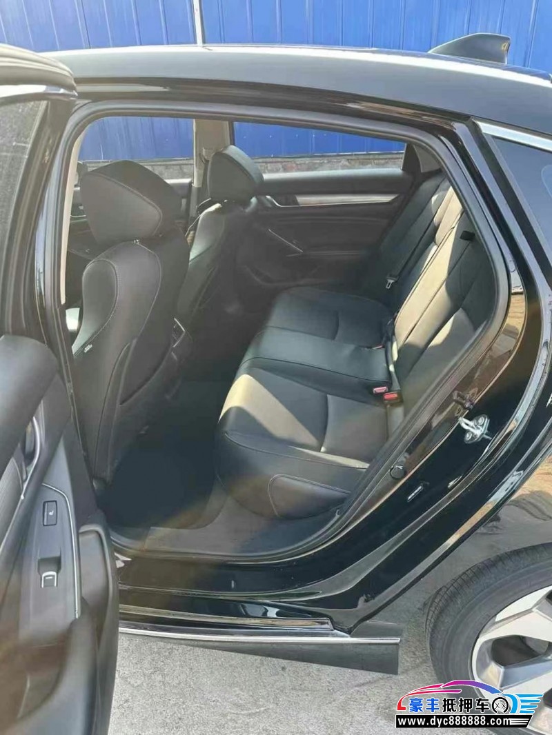 23年本田雅阁轿车抵押车出售