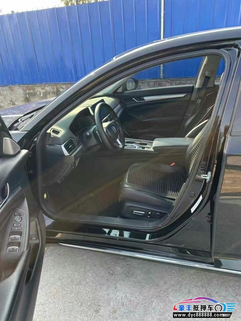 23年本田雅阁轿车抵押车出售