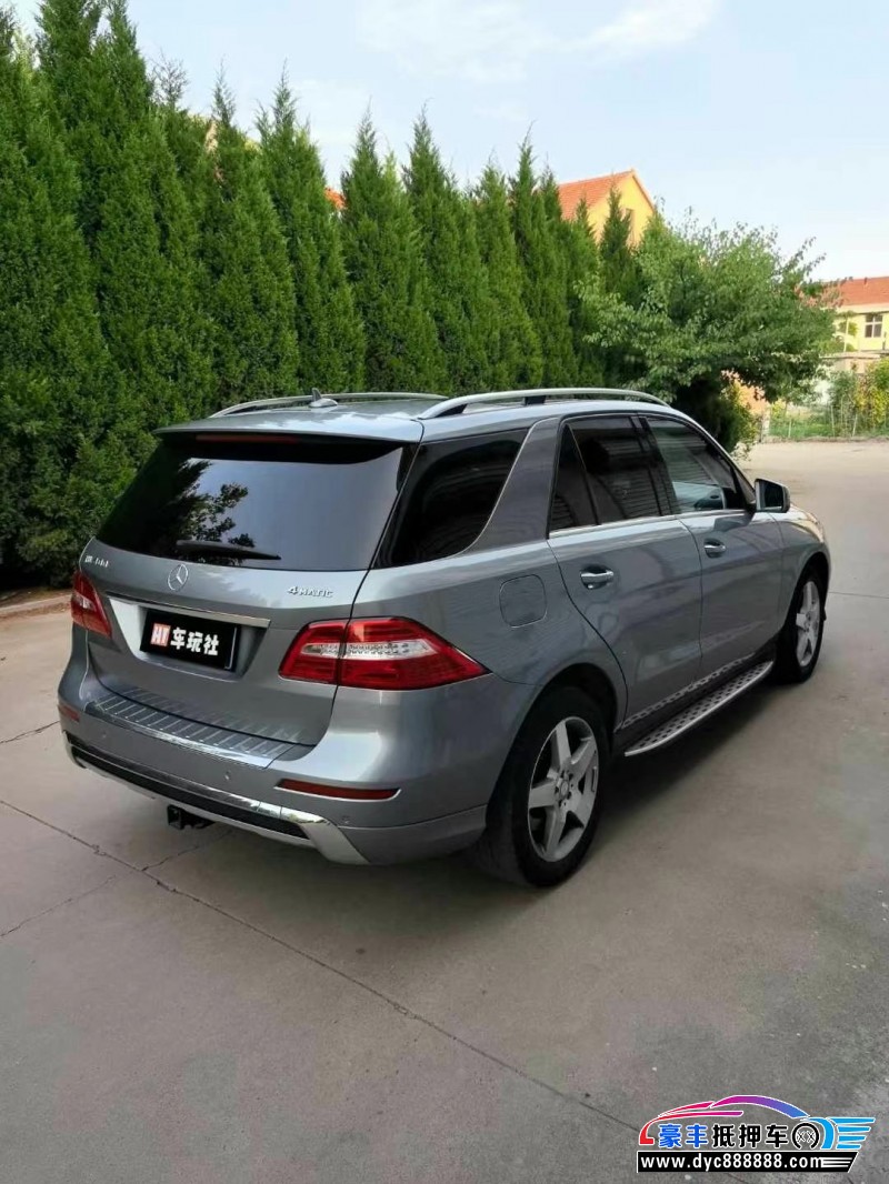 13年奔驰ML轿车抵押车出售