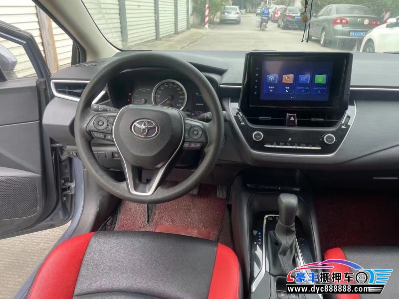 23年丰田雷凌轿车抵押车出售