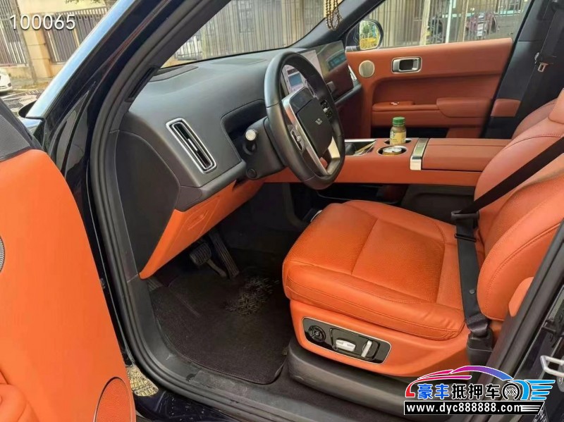 23年理想L8轿车抵押车出售