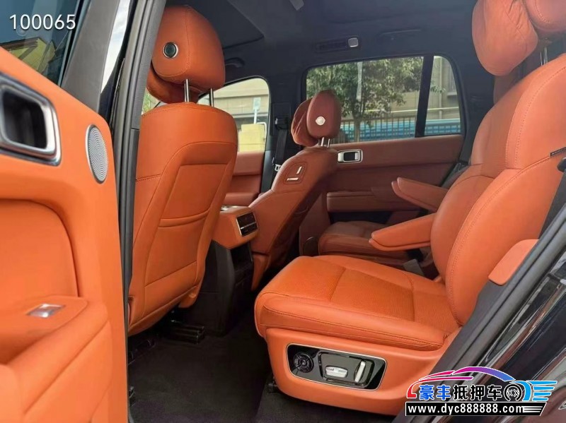 23年理想L8轿车抵押车出售