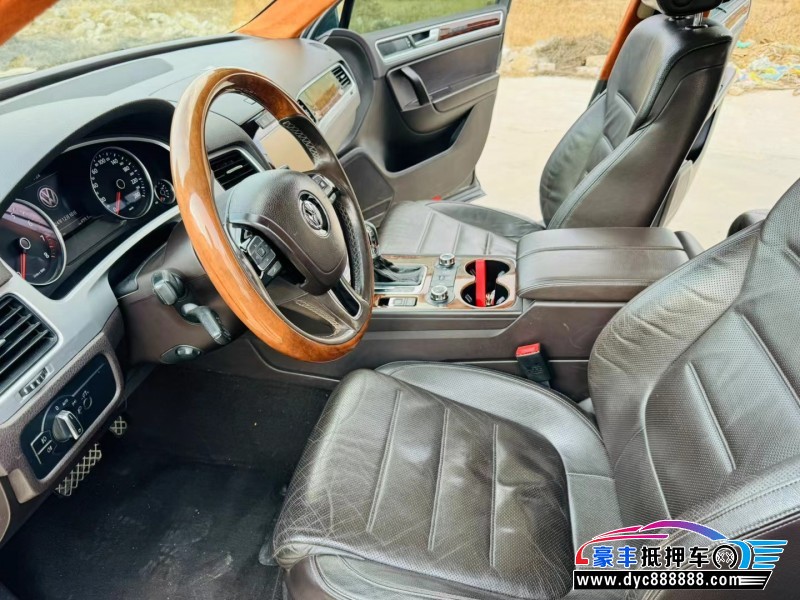 13年大众途观轿车抵押车出售