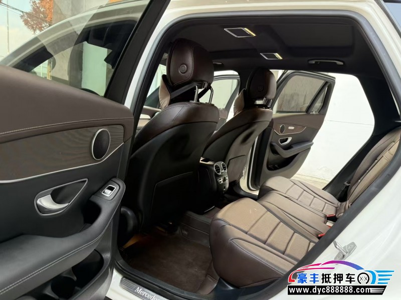 22年奔驰GLC轿车抵押车出售