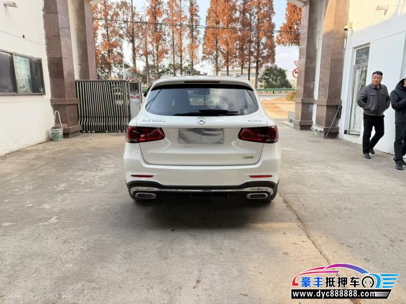 22年奔驰GLC轿车抵押车出售