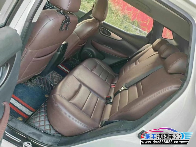 17年日产逍客轿车抵押车出售