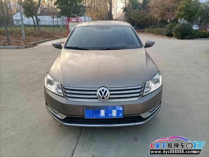 14年大众迈腾轿车抵押车出售