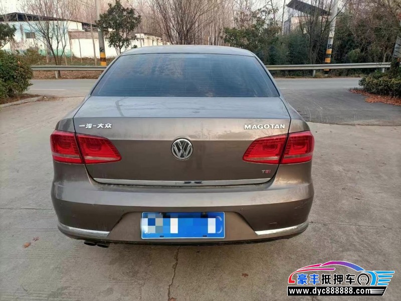 14年大众迈腾轿车抵押车出售