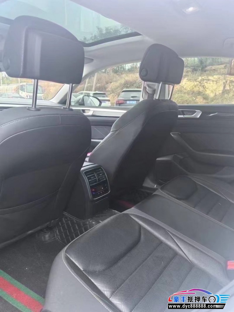 21年大众CC轿车抵押车出售