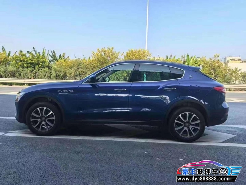 16年玛莎拉蒂莱万特轿车抵押车出售