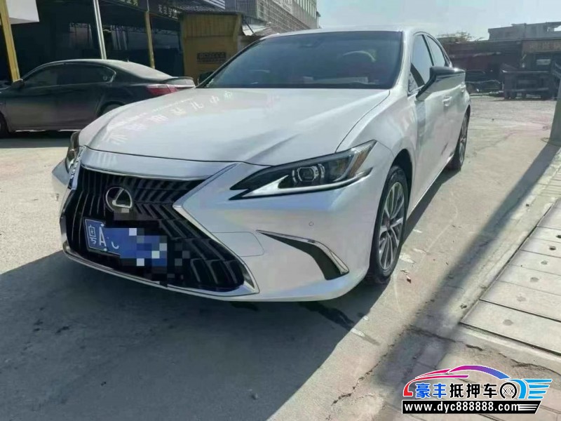 22年雷克萨斯ES轿车抵押车出售