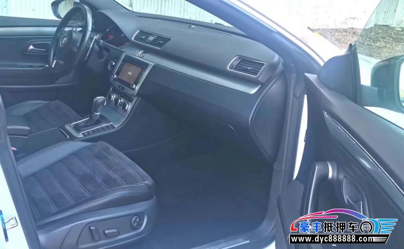 16年大众CC轿车抵押车出售