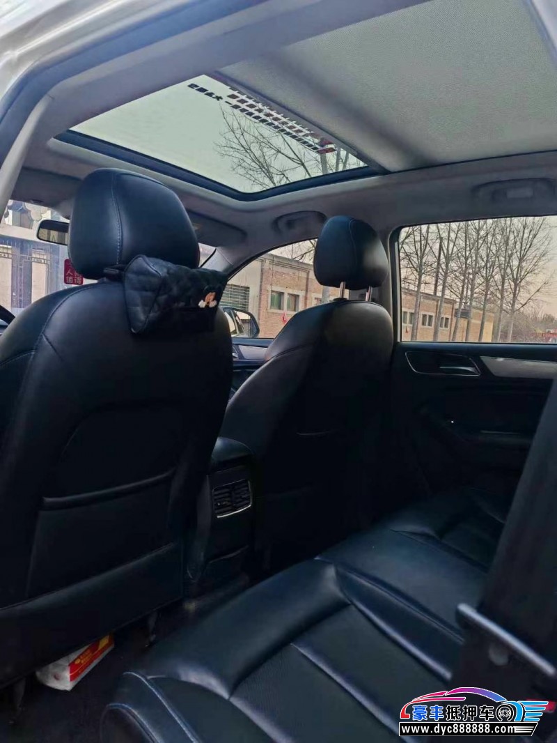 22年荣威RX5轿车抵押车出售