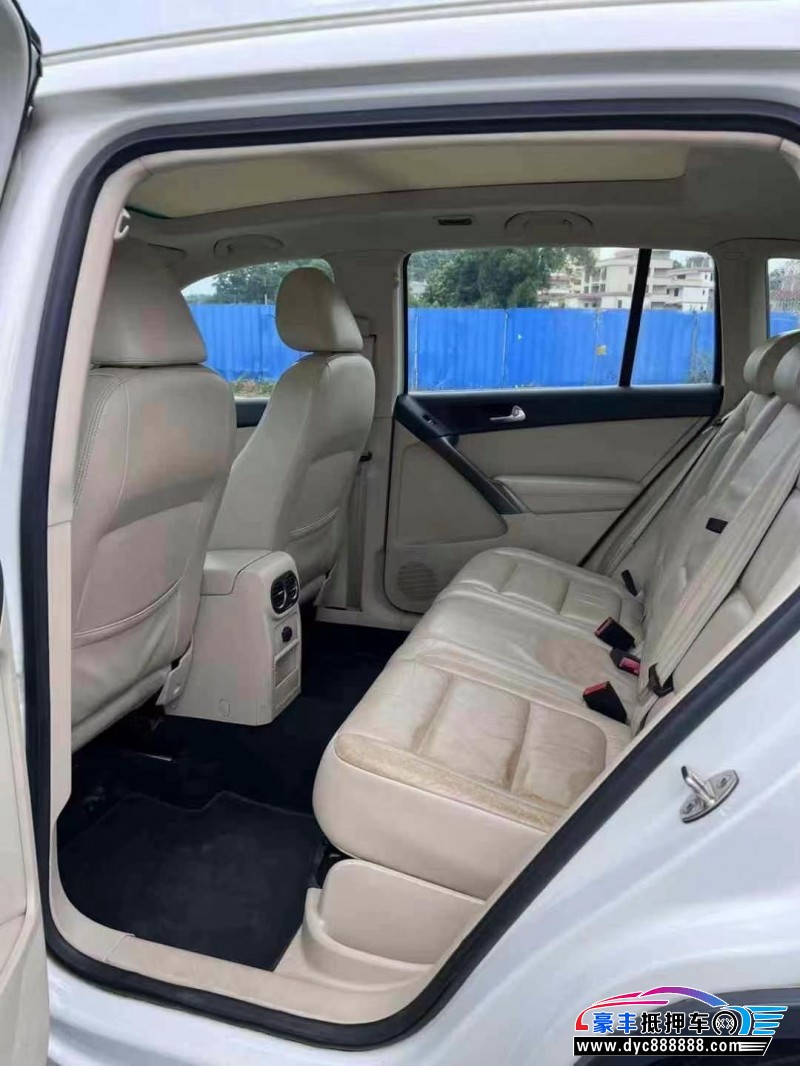 11年大众途观轿车抵押车出售