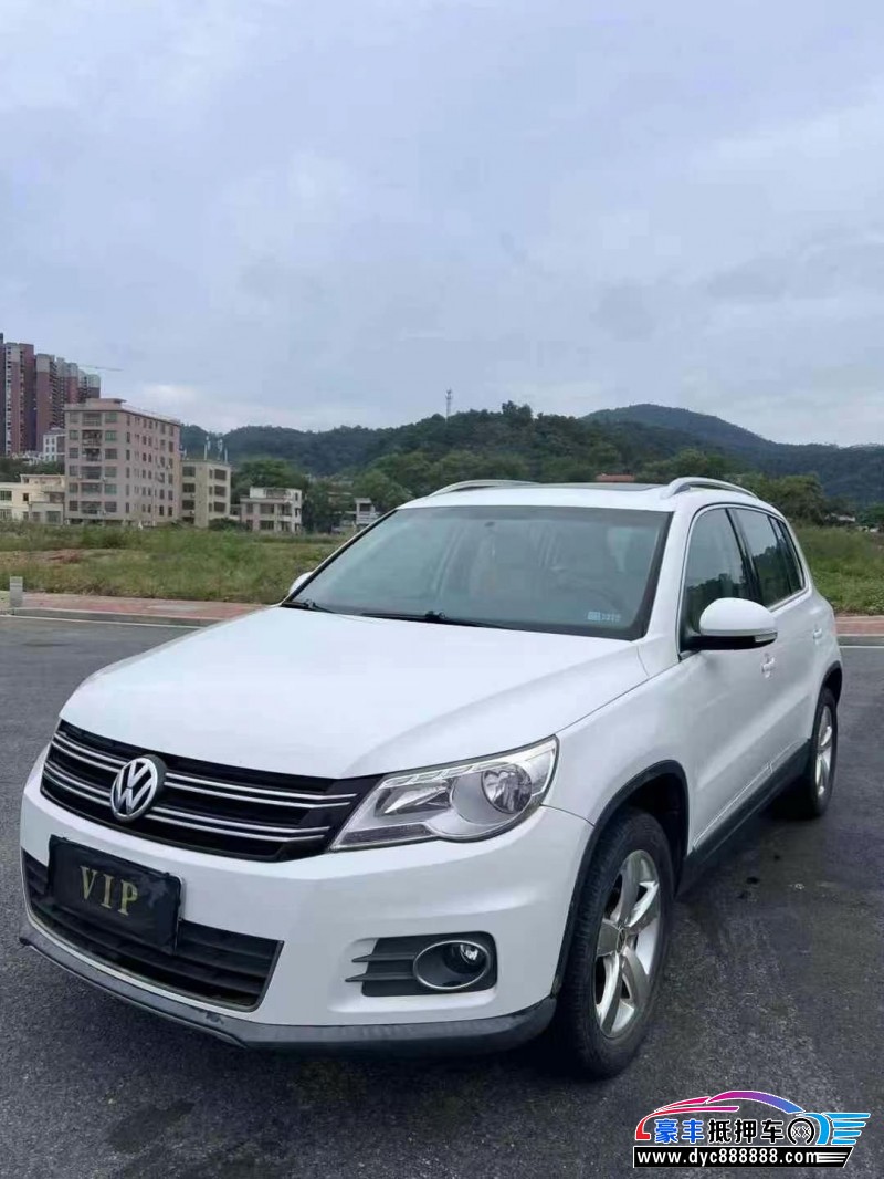 11年大众途观轿车抵押车出售