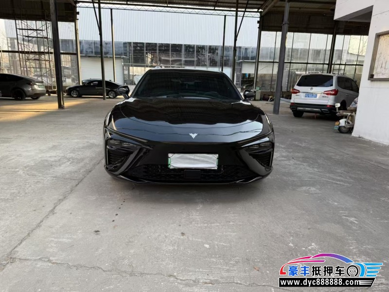 24年哪吒S轿车抵押车出售