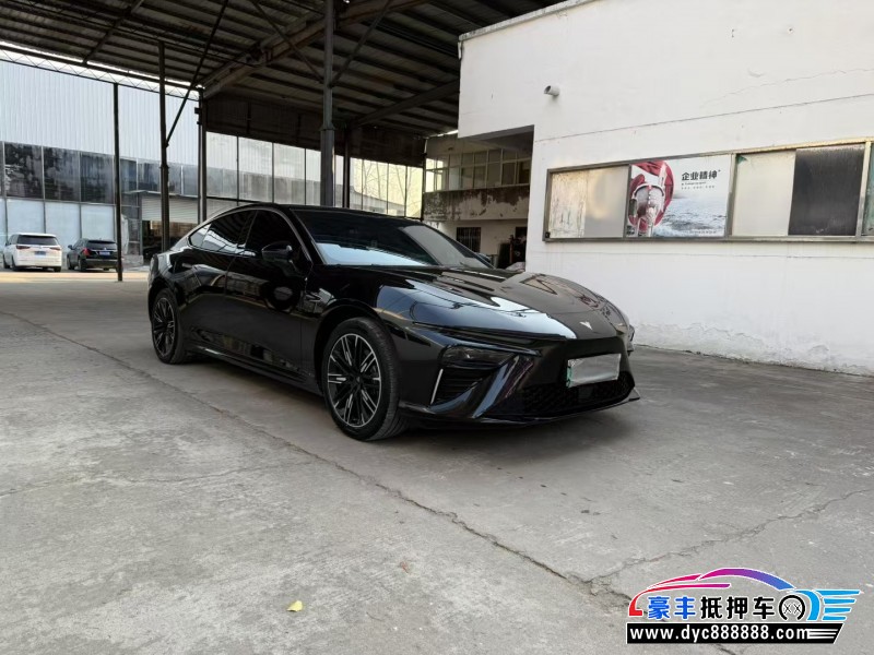 24年哪吒S轿车抵押车出售