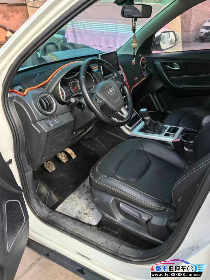 19年奔腾X40轿车抵押车出售