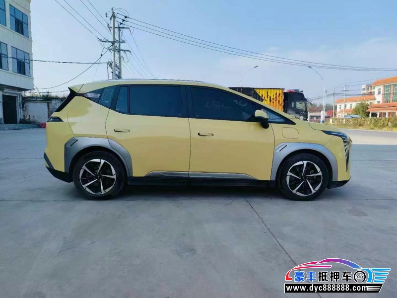 23年埃安Y70轿车抵押车出售