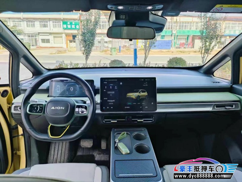 23年埃安Y70轿车抵押车出售