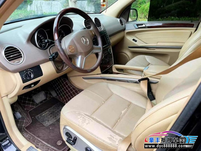 10年奔驰ML轿车抵押车出售