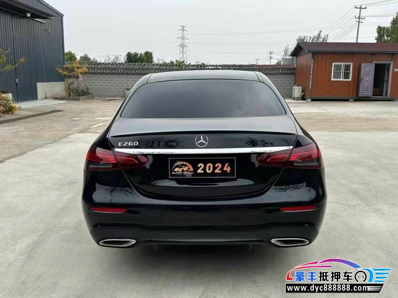 21年奔驰E轿车抵押车出售