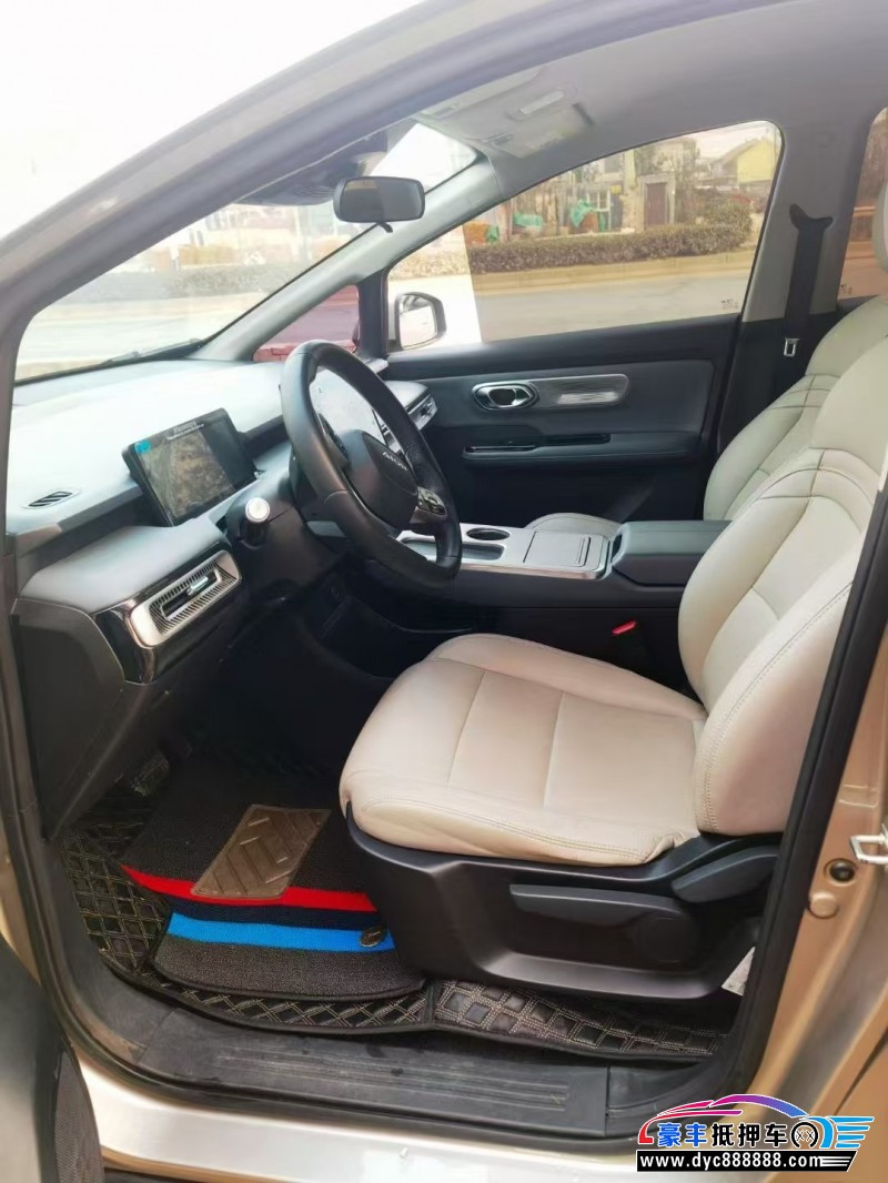 24年埃安Y70轿车抵押车出售