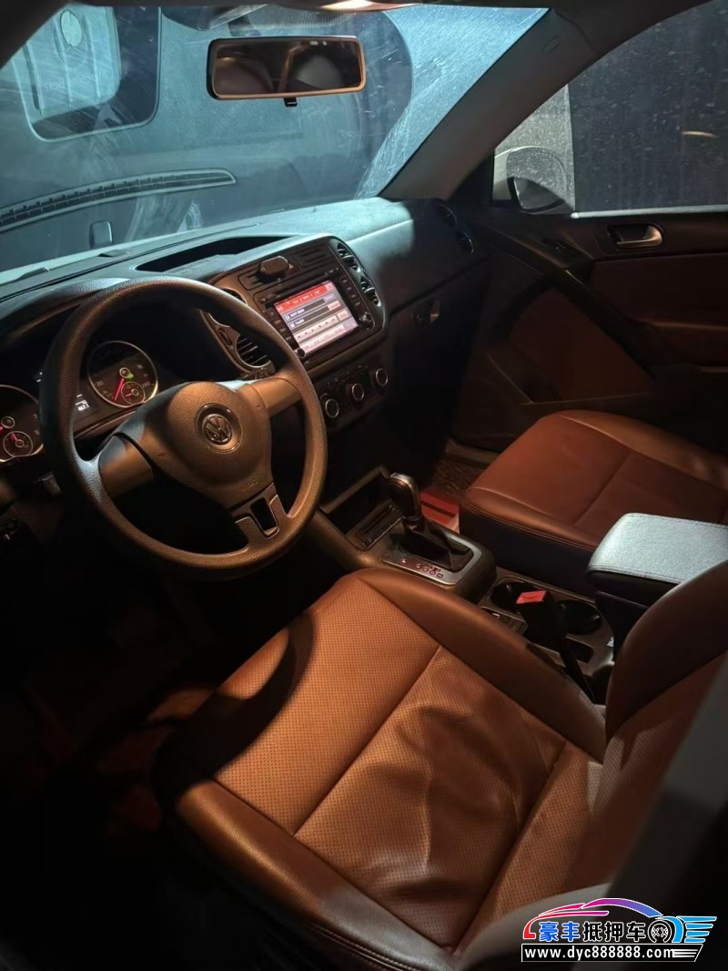 13年大众途观轿车抵押车出售