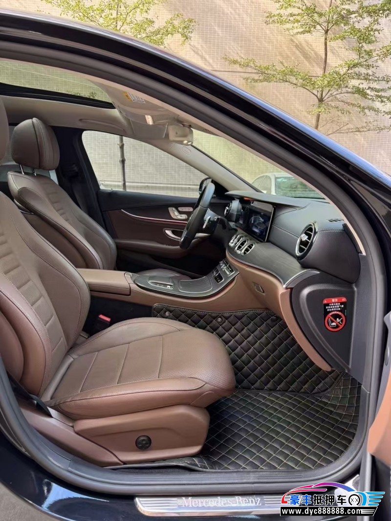 20年奔驰E轿车抵押车出售