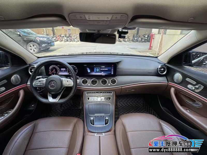 20年奔驰E轿车抵押车出售