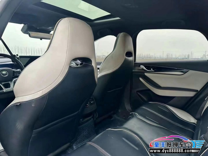 21年比亚迪秦轿车抵押车出售