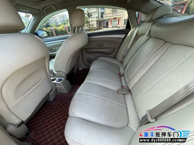 18年日产轩逸轿车抵押车出售