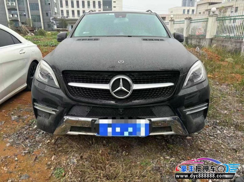 13年奔驰ML轿车抵押车出售