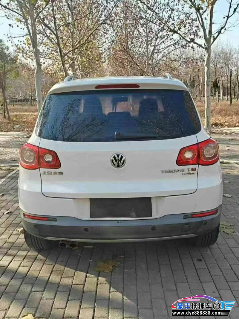 12年大众途观轿车抵押车出售