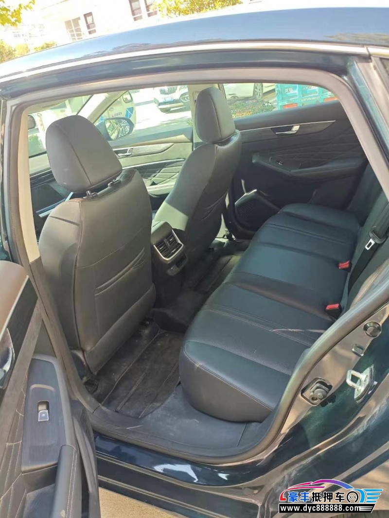 22年东风风神奕炫轿车抵押车出售